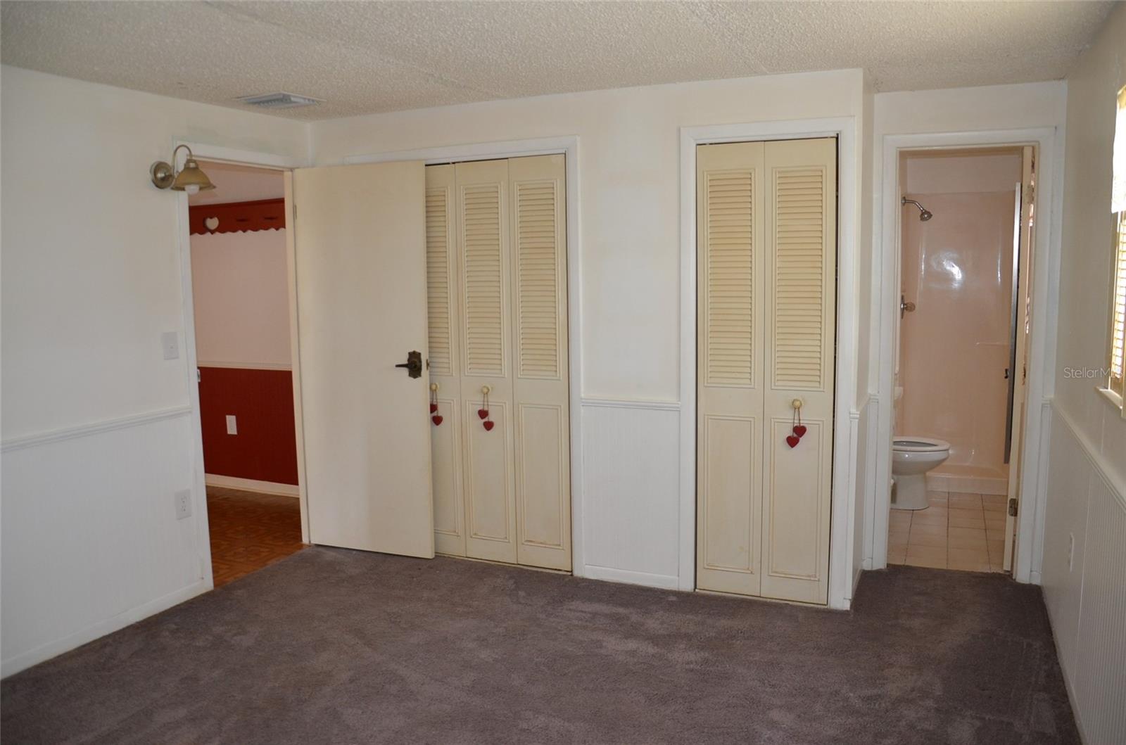 LAKE GERTRUDE MANOR - Residential