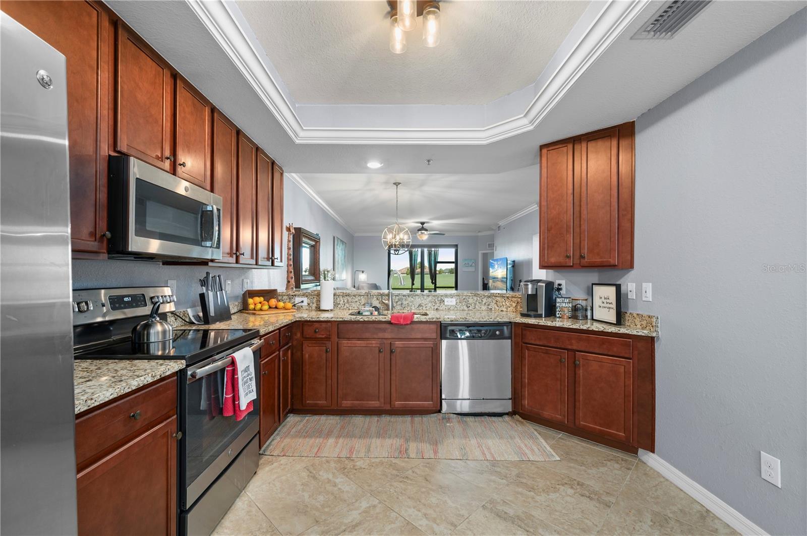 LAKEWOOD NATIONAL - Residential