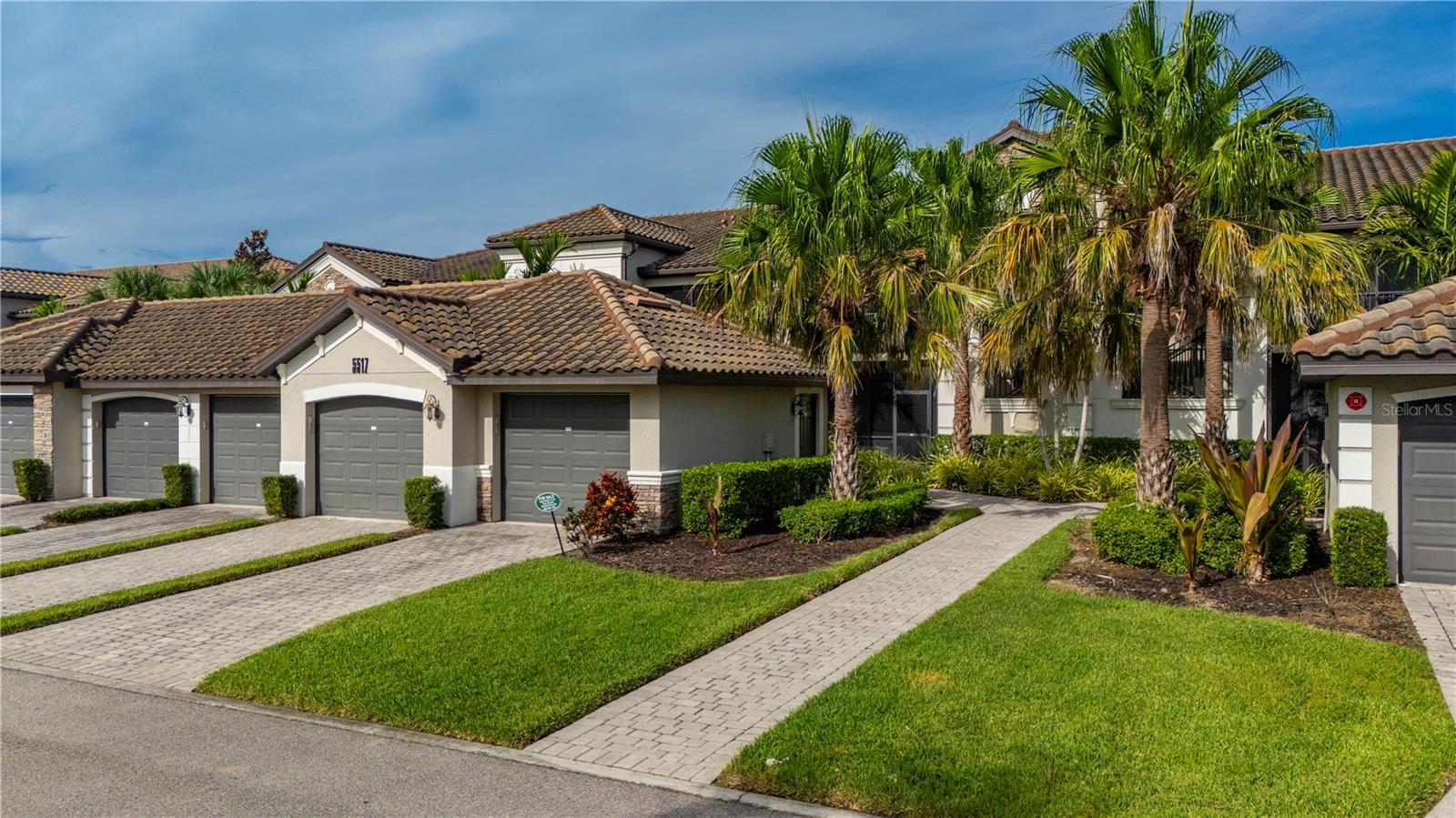 LAKEWOOD NATIONAL - Residential