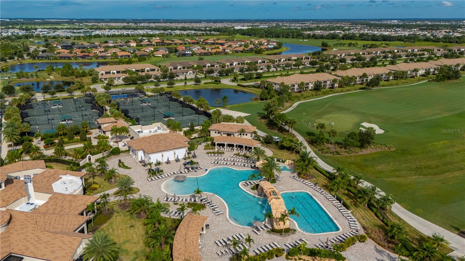 LAKEWOOD NATIONAL - Residential