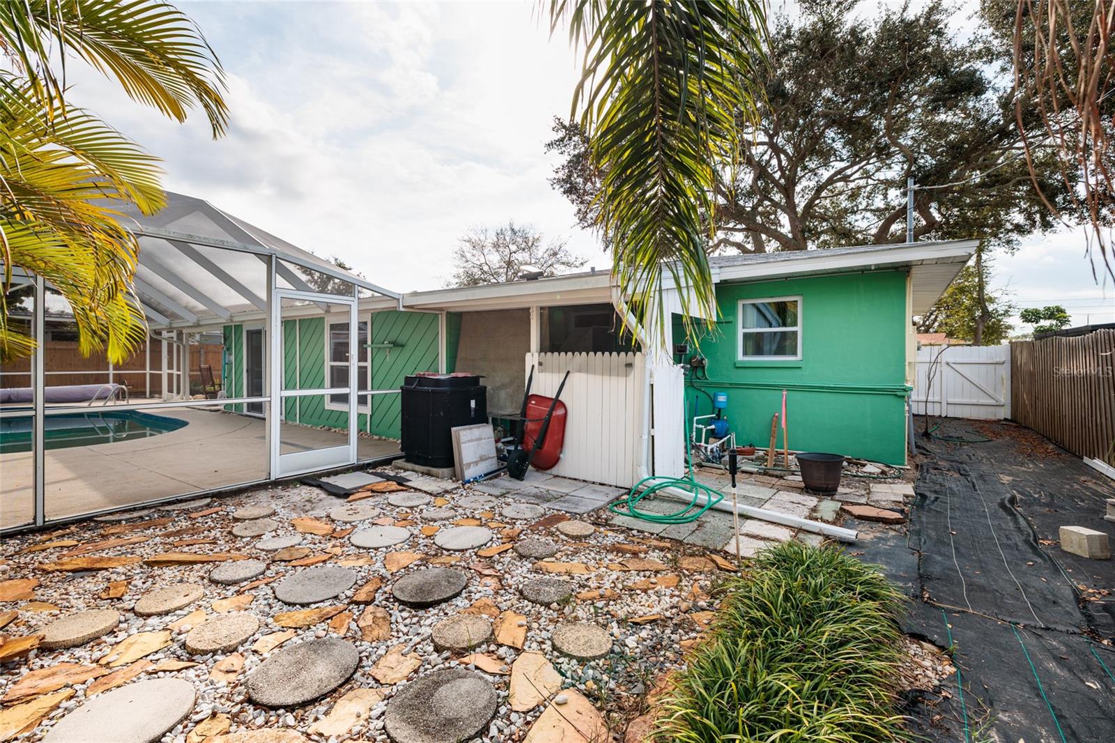 OAKHURST GROVES - Residential