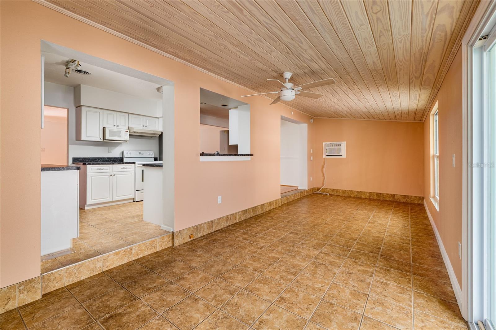 OAKHURST GROVES - Residential