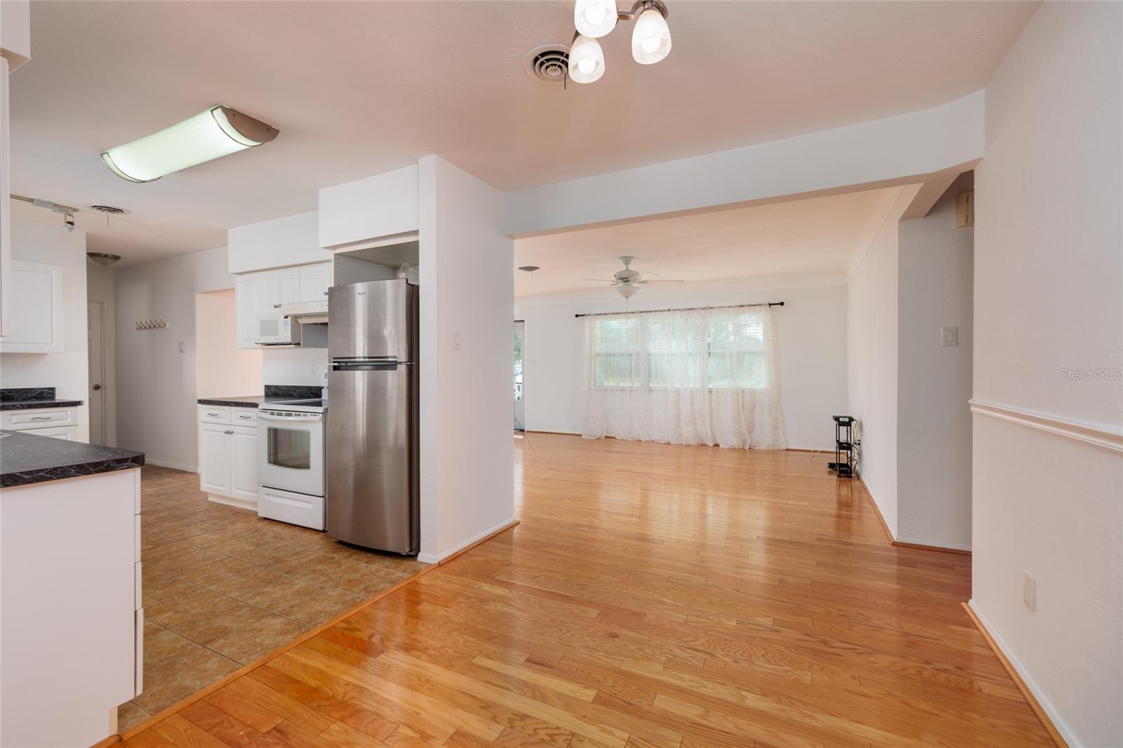 OAKHURST GROVES - Residential