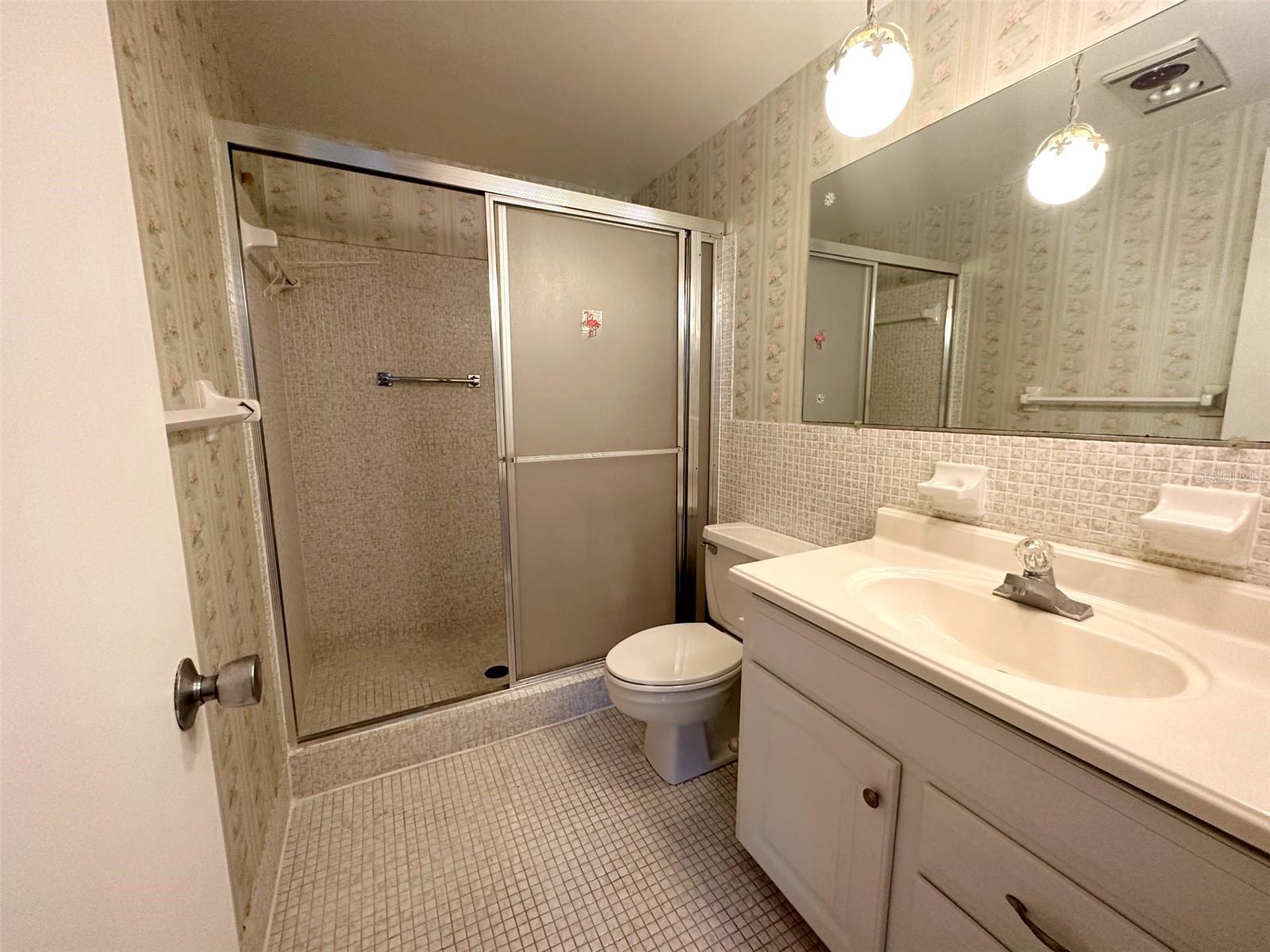 SHORE VIEW BLDG - Residential