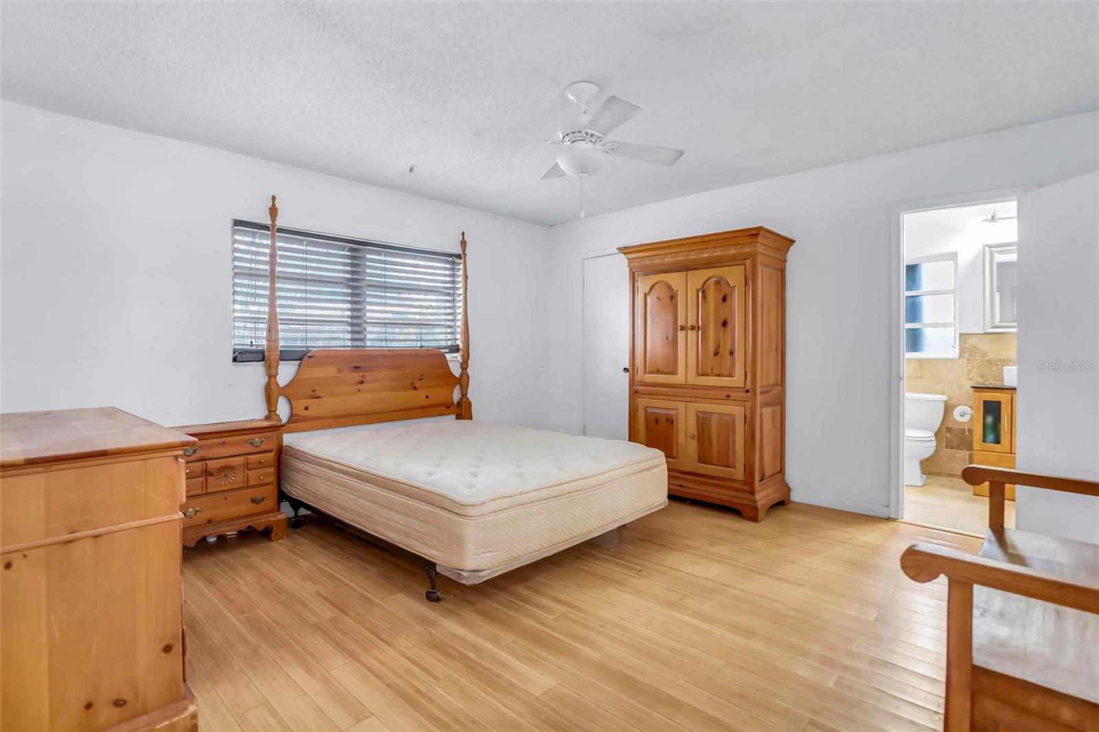 CHEVY CHASE AMD OF - Residential