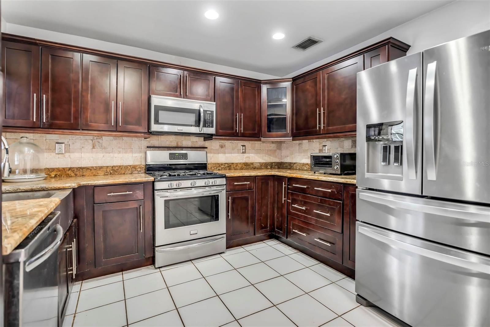 CHEVY CHASE AMD OF - Residential