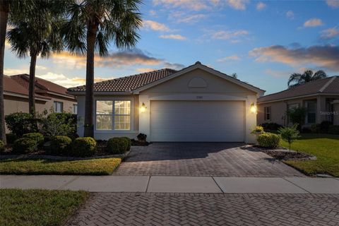 A home in WIMAUMA