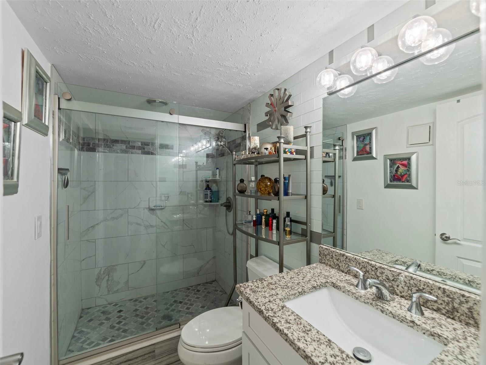 BAY ISLAND GROUP 14 - Residential