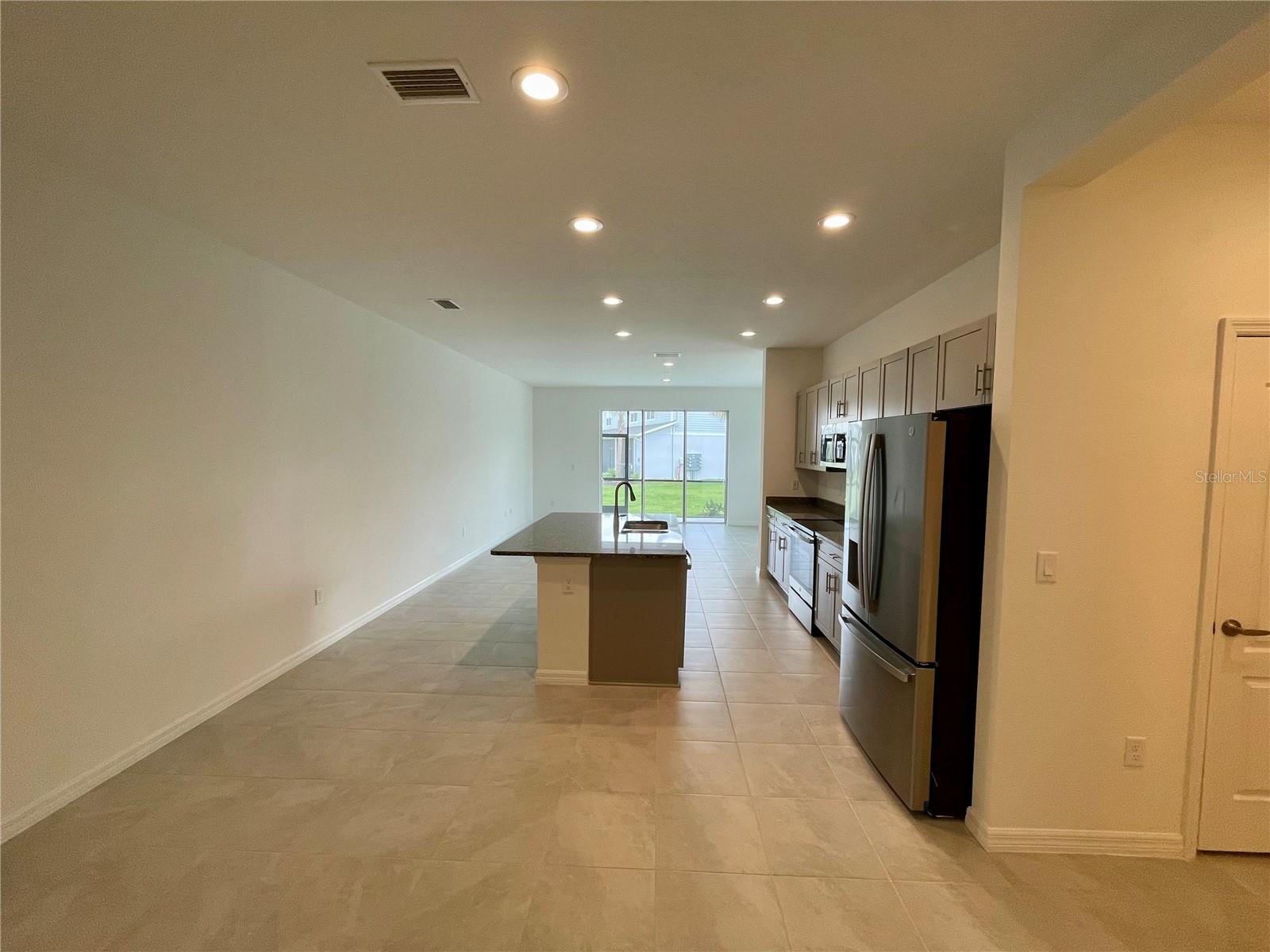 8676 CANYON CREEK TRAIL