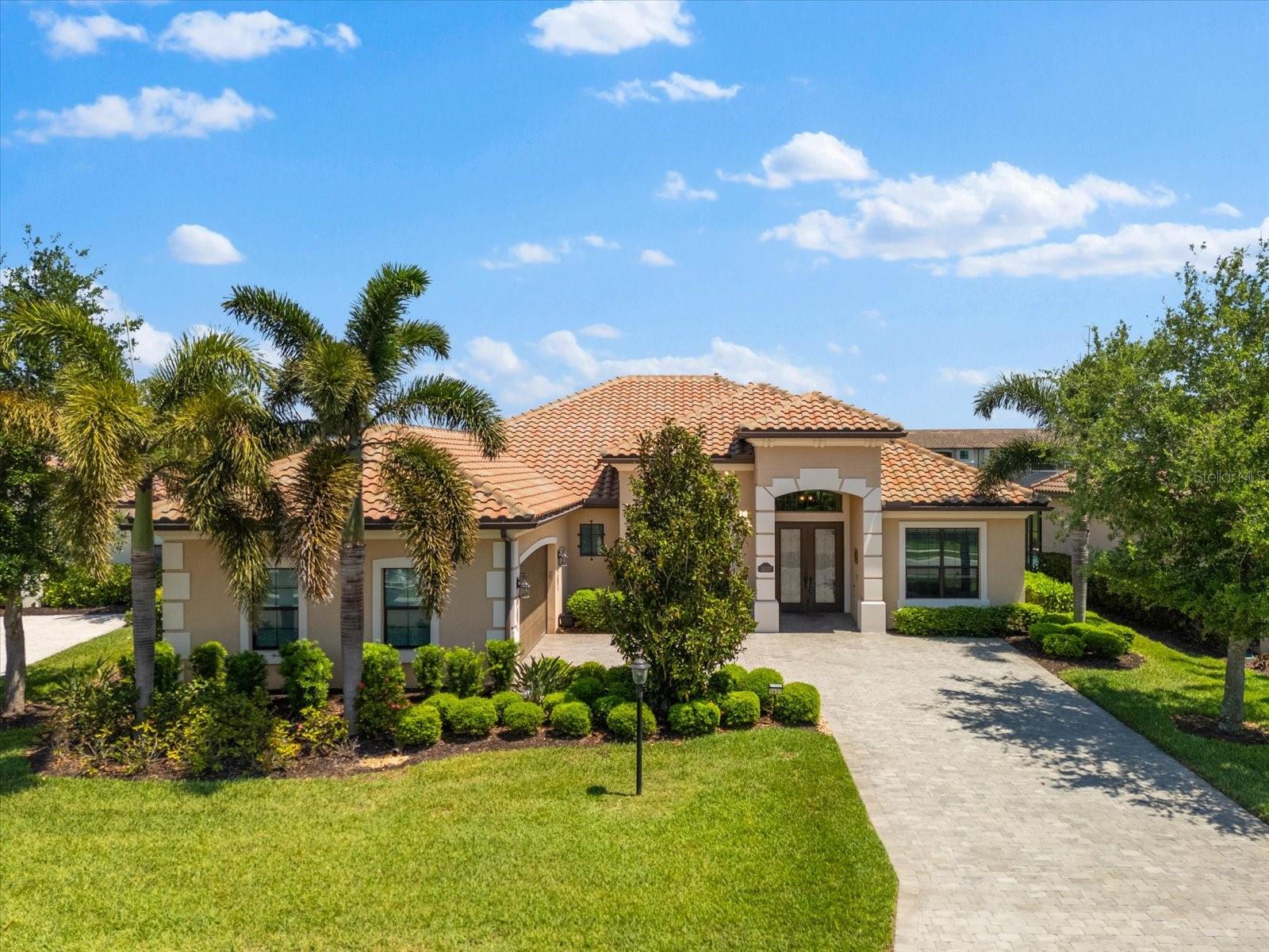 5637 ARNIE LOOP
