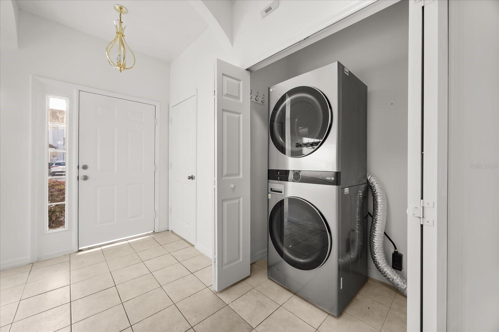 FIESTA KEY - Residential