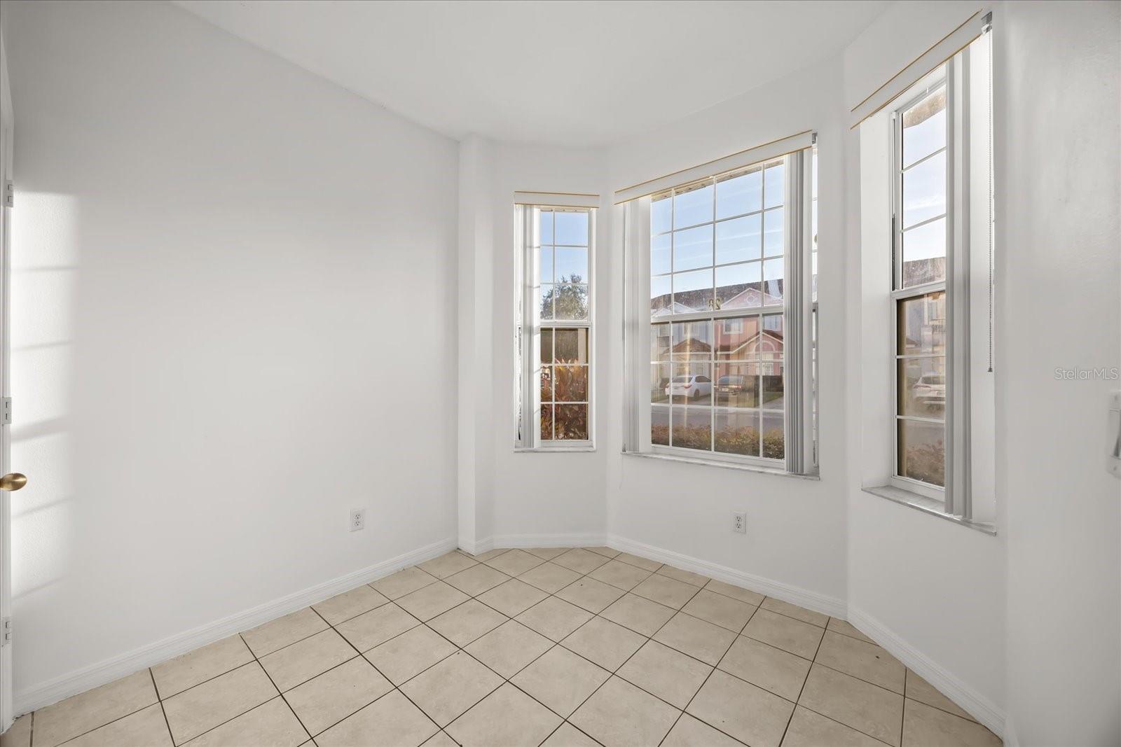 FIESTA KEY - Residential