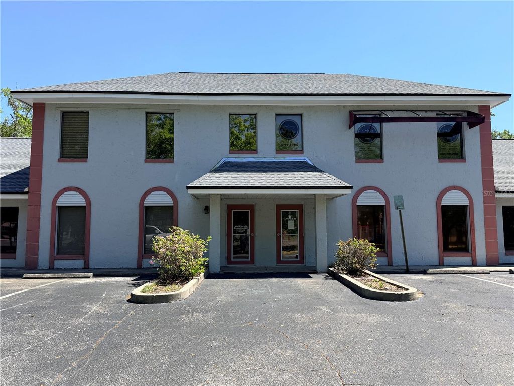 Photo of 1400 W Oak Street #F, Kissimmee, FL 34741 (MLS # S5152298)
