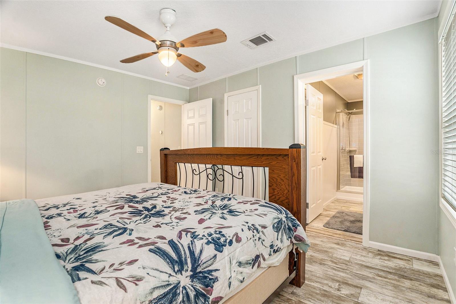 WEEKI WACHEE RIVER RETREATS - Residential