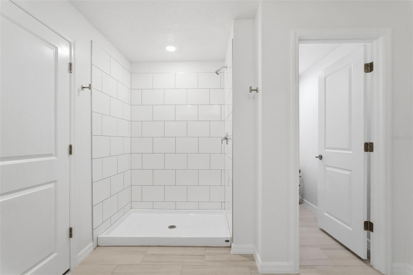 SEAIRE - Residential Lease