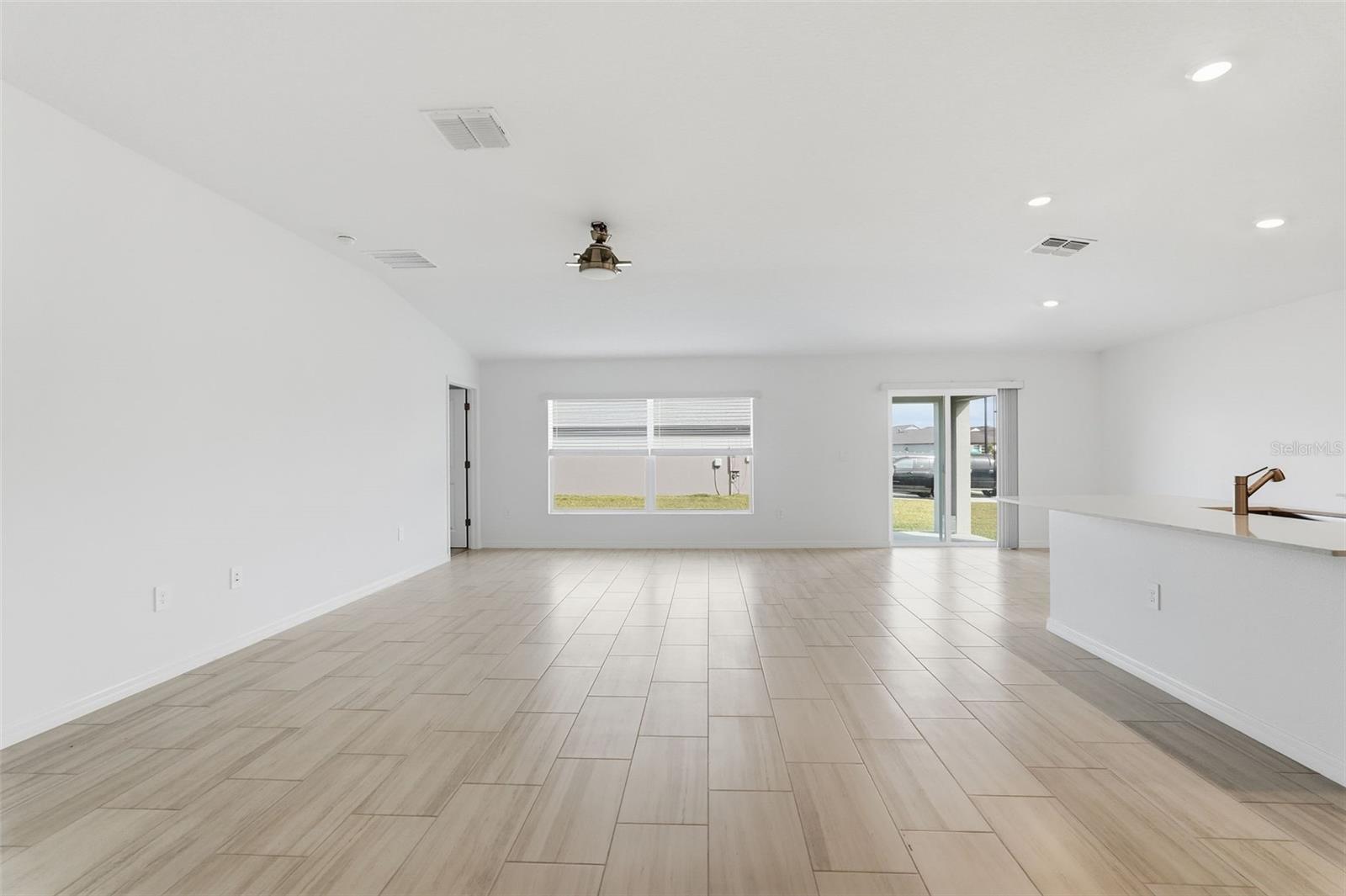 SEAIRE - Residential Lease