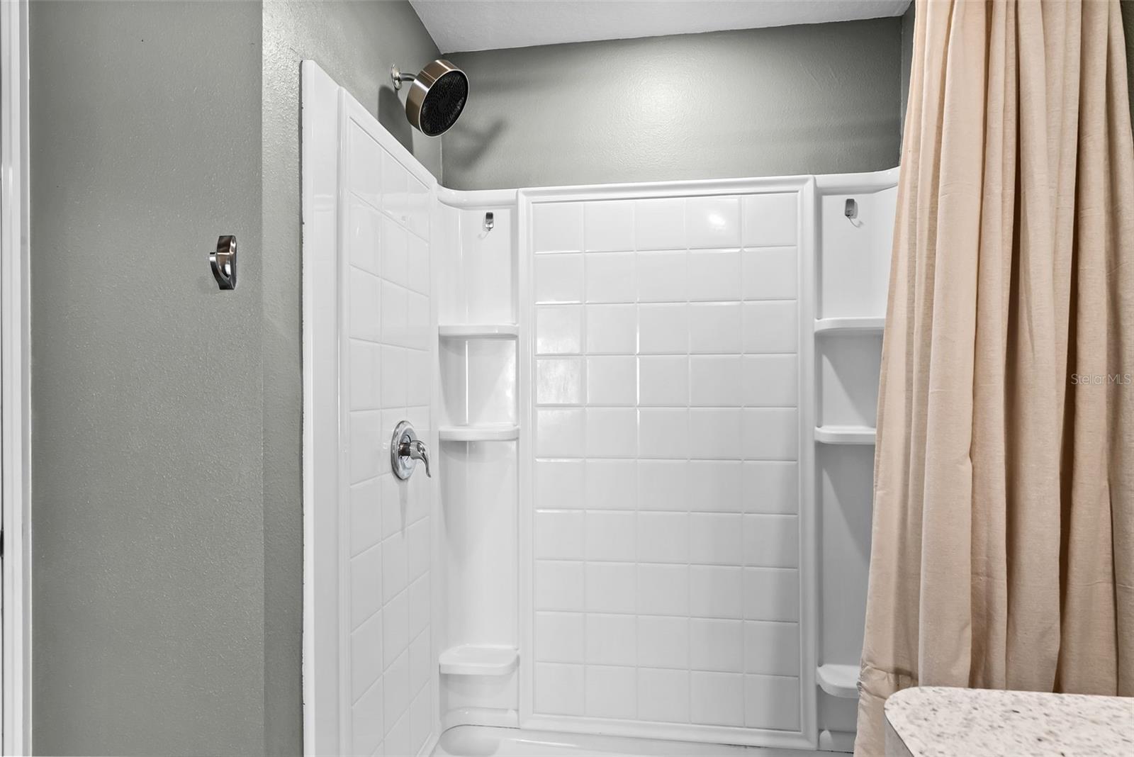 PINE CREEK - Residential