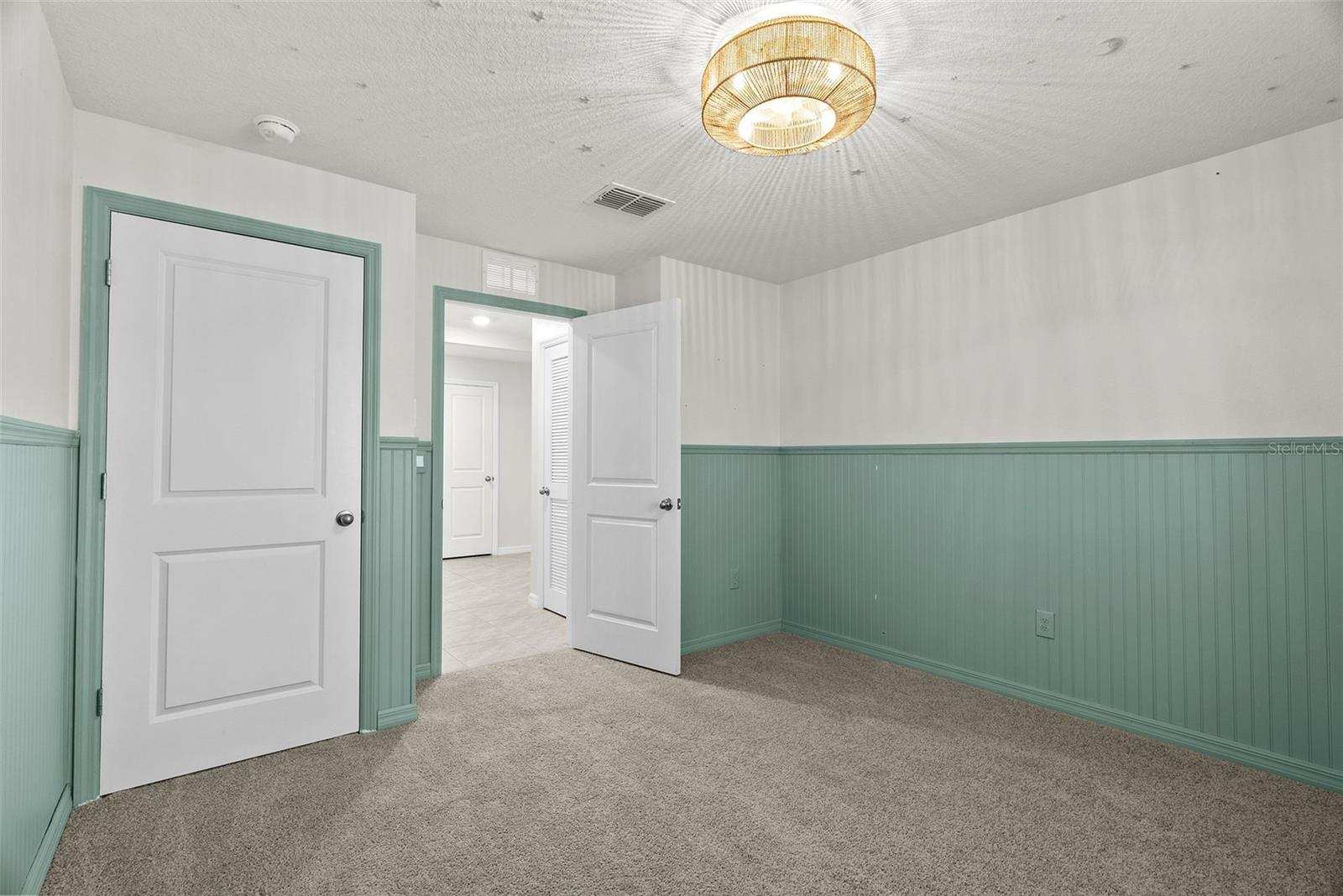 PINE CREEK - Residential