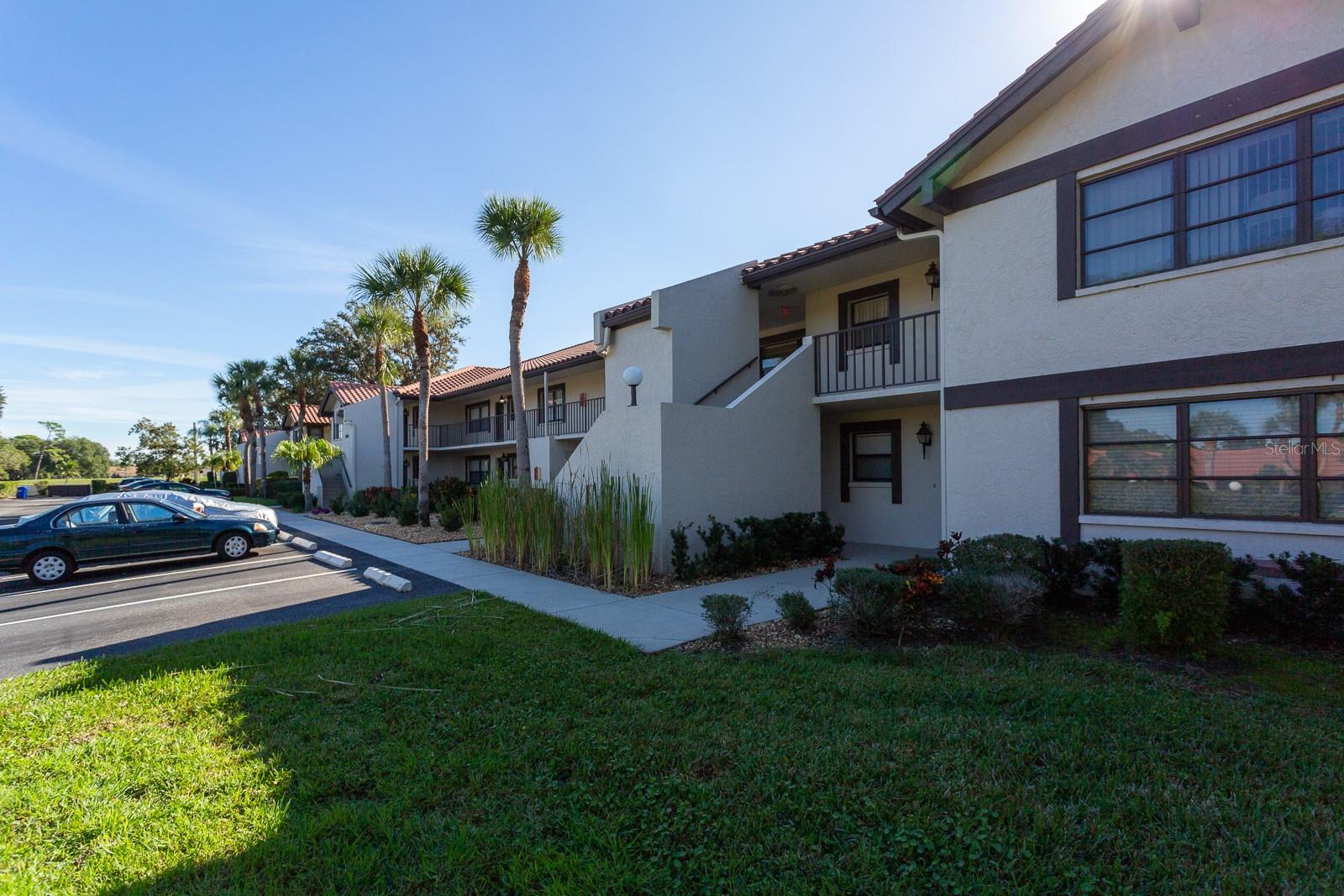 GOLF POINTE AT PALM-AIRE CC SEC II - Residential Lease