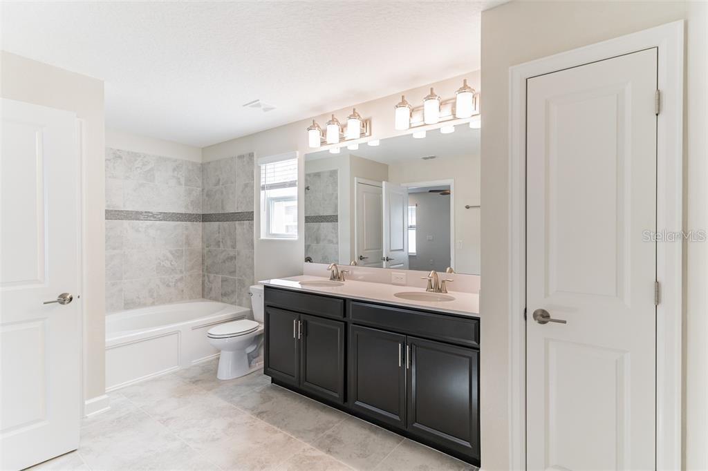 STOREY PK-PH 5 - Residential Lease