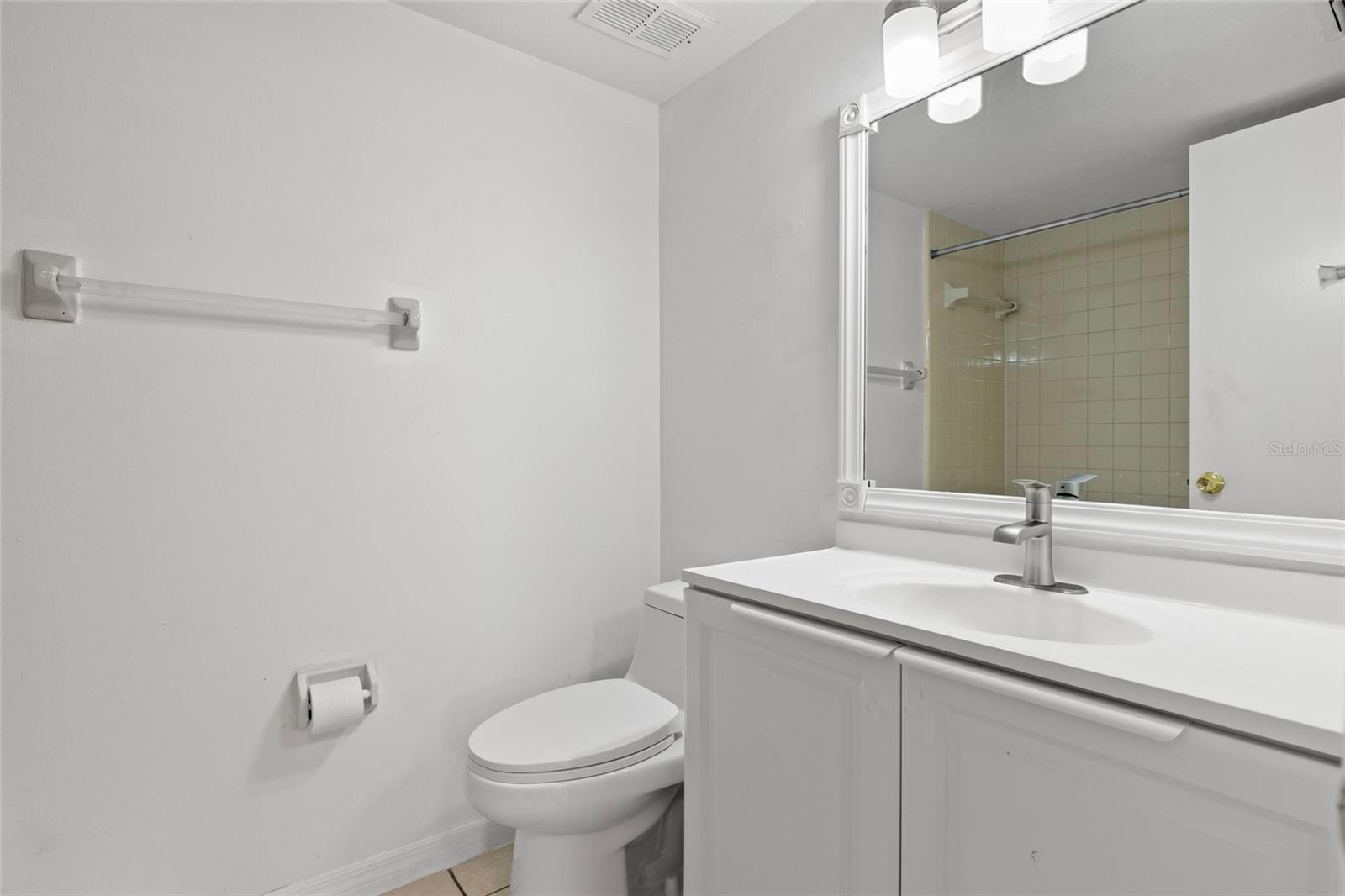 LAKE LOTUS CLUB 1 A CONDO - Residential