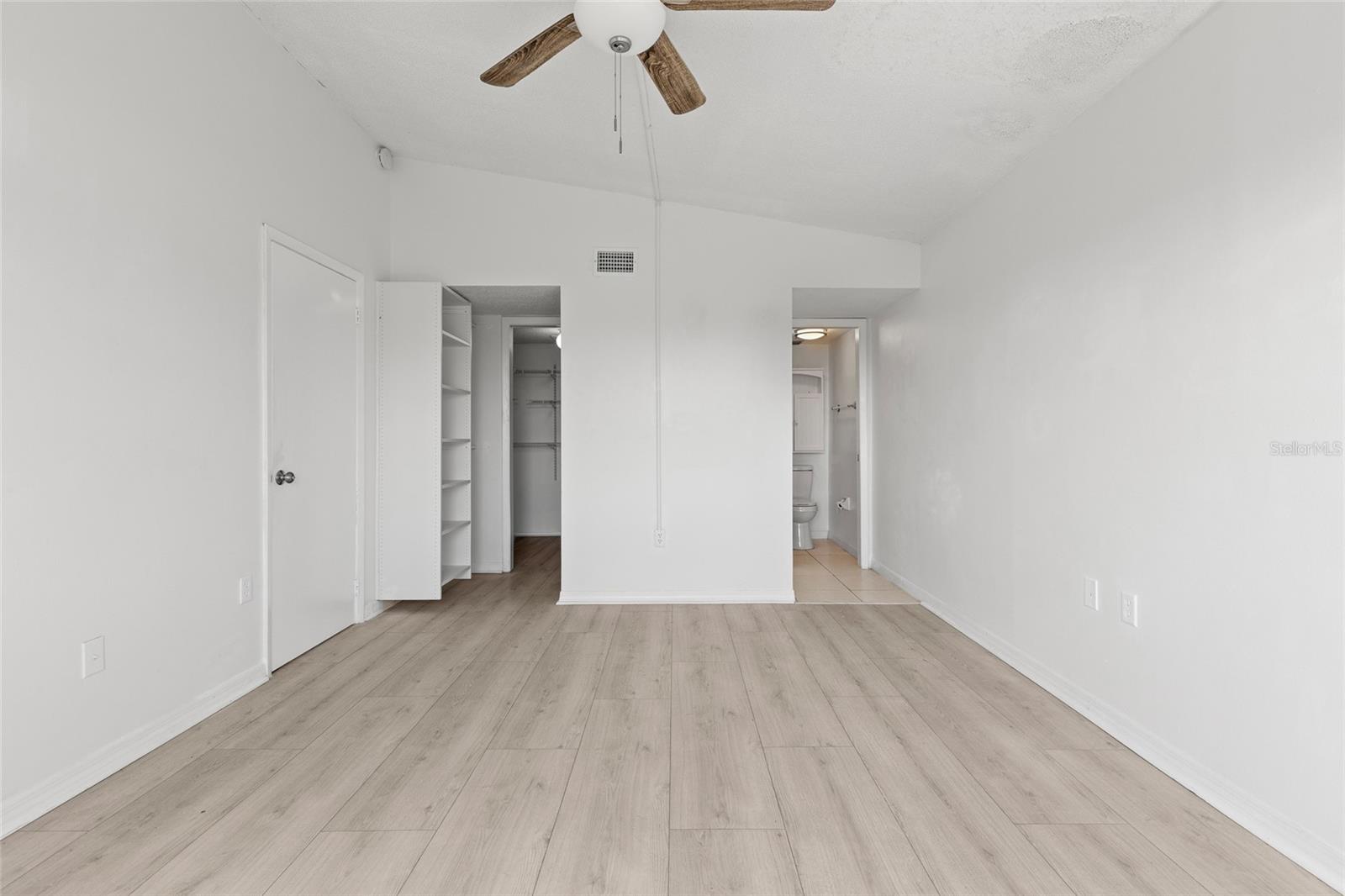 LAKE LOTUS CLUB 1 A CONDO - Residential