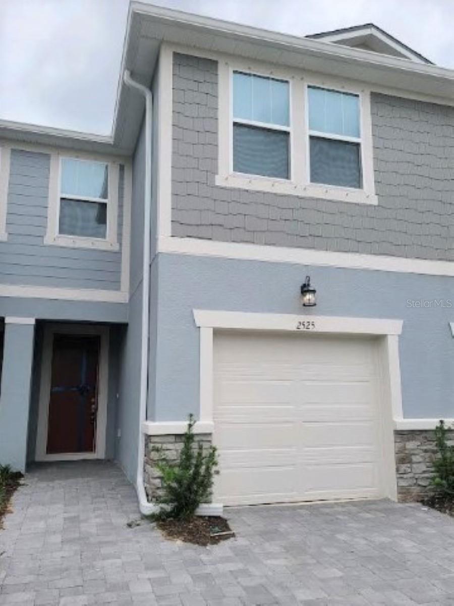 Newer townhome in Parkview at Long Lake Ranch is gated, and tenants will have access to the resort style pool with pavilion, tot lots, activity parks and more. This spacious townhome features over 1700sf with stainless appliances and granite counters. Oakstead Elementary, Rushe Middle, and Sun Lake HS are very nearby. Long Lake Ranch is convenient to shopping, dining, Interstate, and expressway!!
NO pets!
$50 HOA application fee/household. HOA application and approval required, $75 App fee/adult, security deposit equal to one month's rent, $75 tenant annual processing fee/household after acceptance, renter's insurance required.