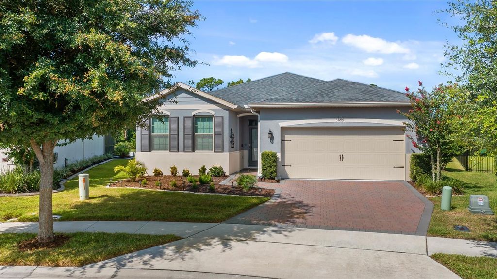 Photo of 3899 Winged Elm Court, Clermont, FL 34714 (MLS # G5115075)