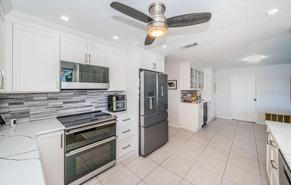 PASADENA GOLF CLUB ESTATES SEC 5 - Residential Lease