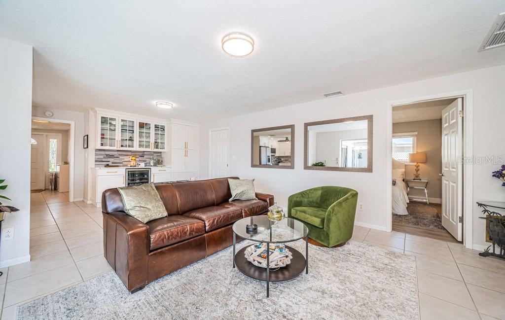 PASADENA GOLF CLUB ESTATES SEC 5 - Residential Lease