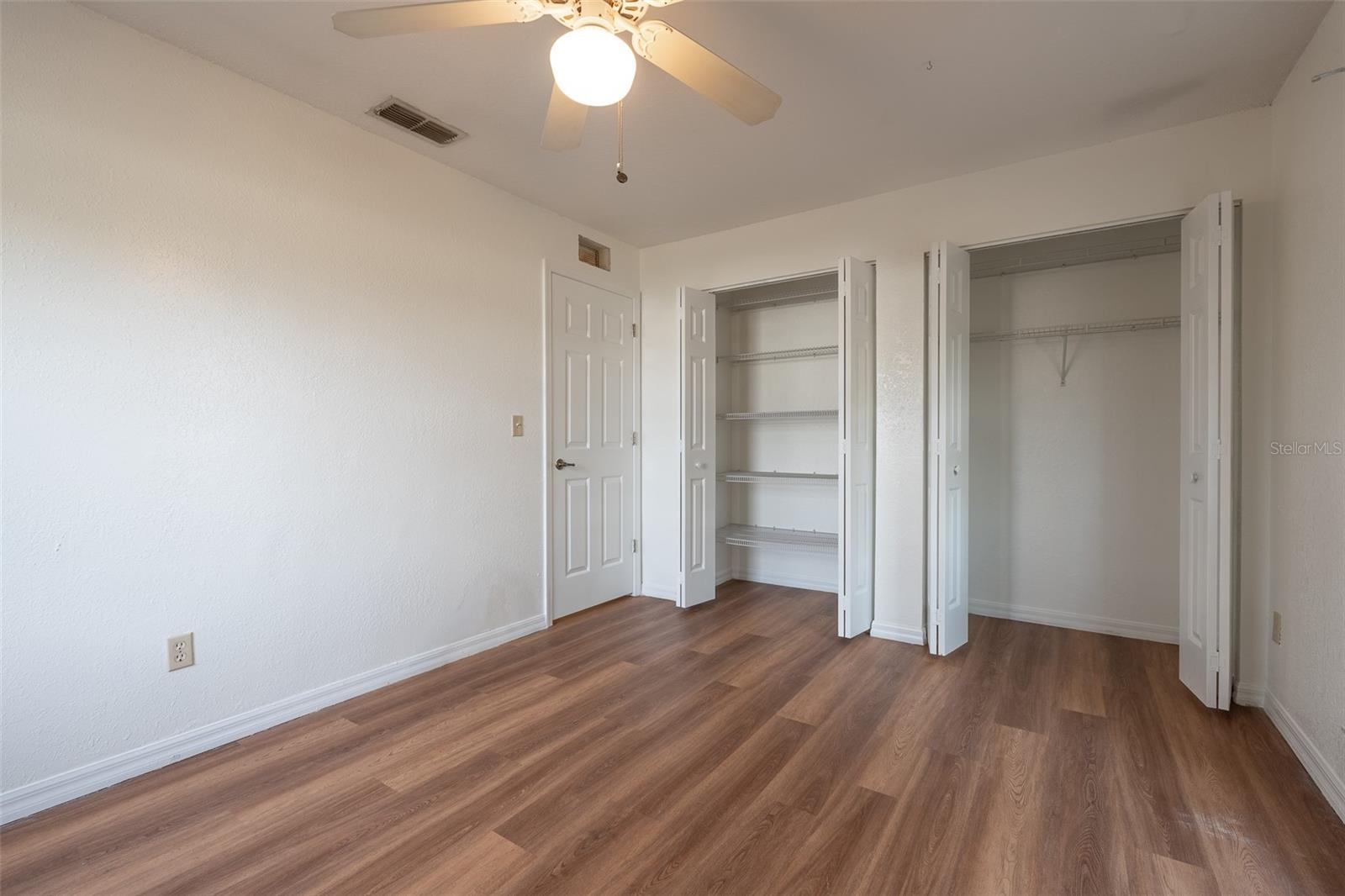 MARION OAKS UN 04 - Residential