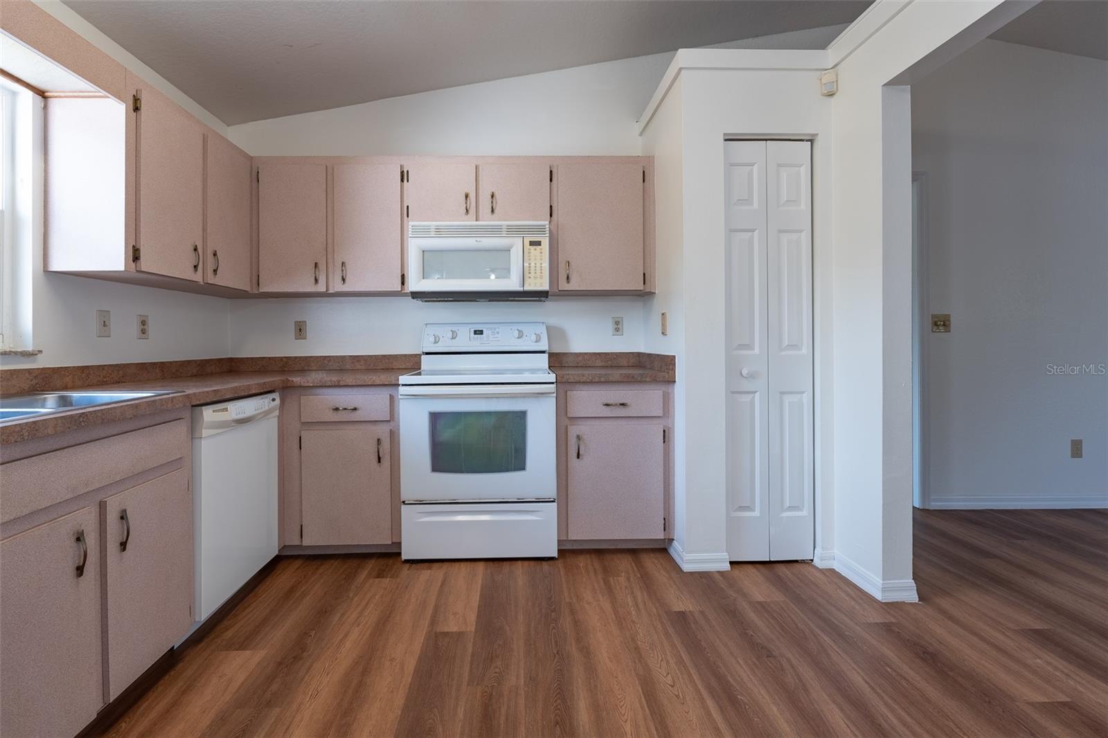 MARION OAKS UN 04 - Residential