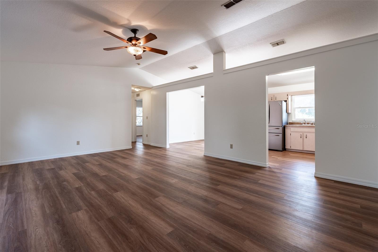 MARION OAKS UN 04 - Residential