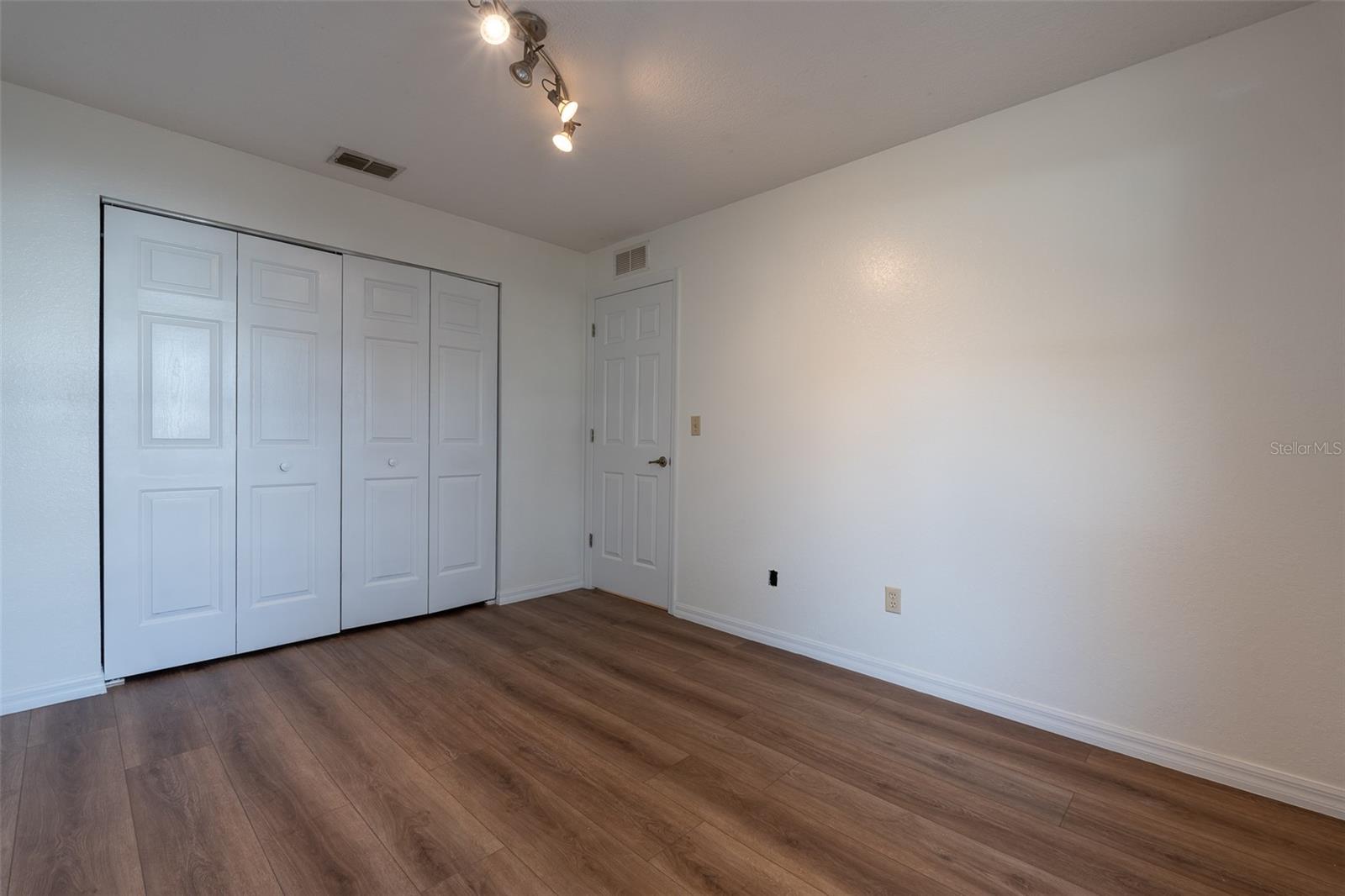 MARION OAKS UN 04 - Residential