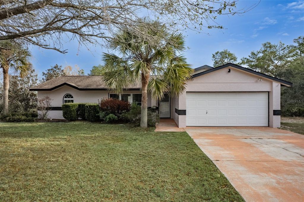 Photo of 17379 SW 27th Court Road, Ocala, FL 34473 (MLS # OM715390)