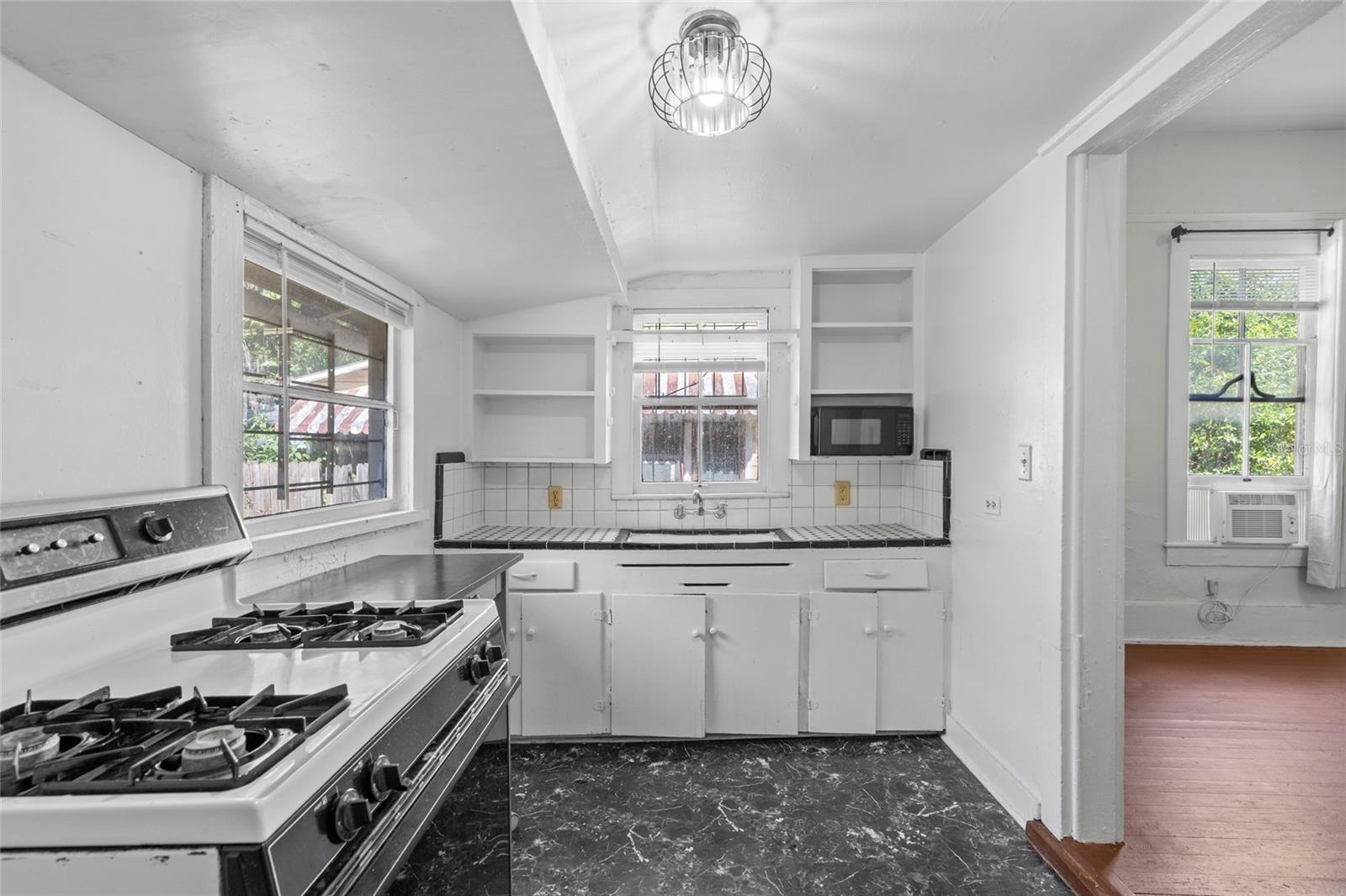 BRUSH ADD TO GVILLE - Residential Income