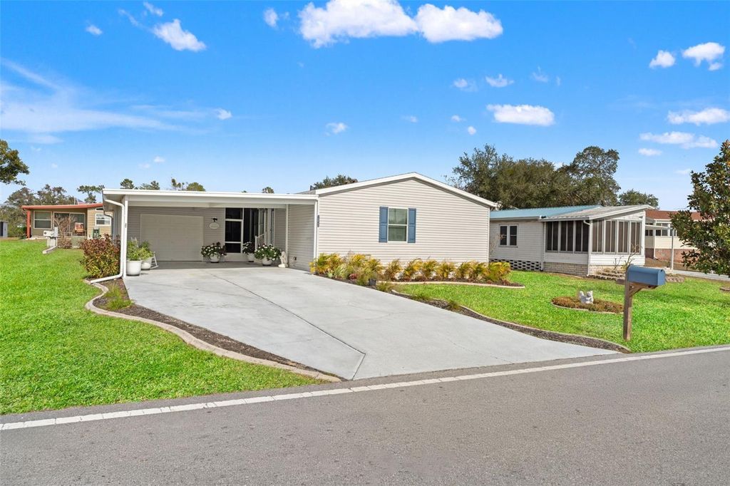 Photo of 15922 Brookridge Boulevard, Brooksville, FL 34613 (MLS # TB8452626)