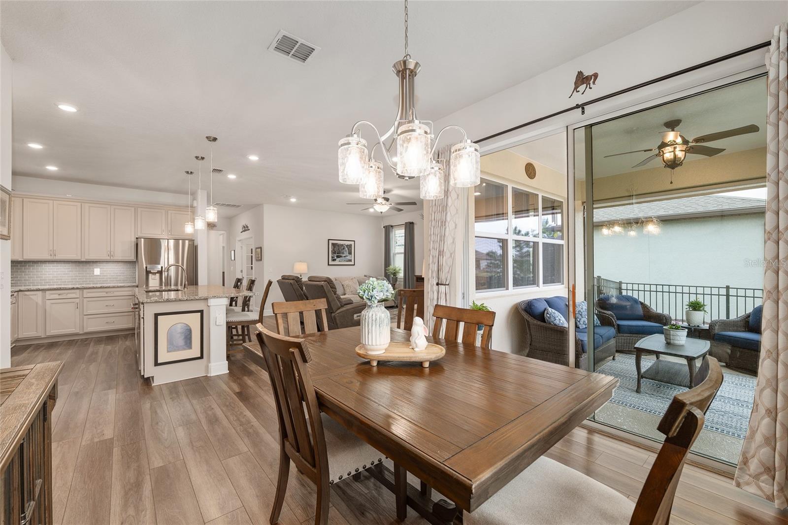 STONE CREEK / WELLINGTON - Residential