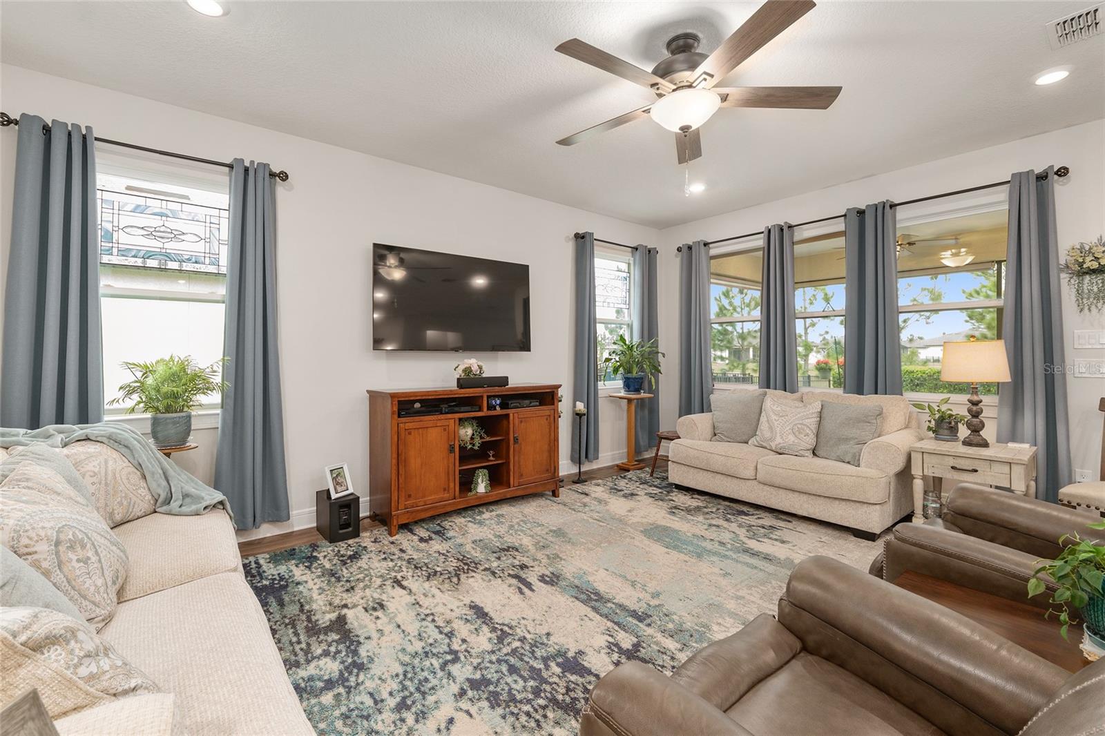 STONE CREEK / WELLINGTON - Residential