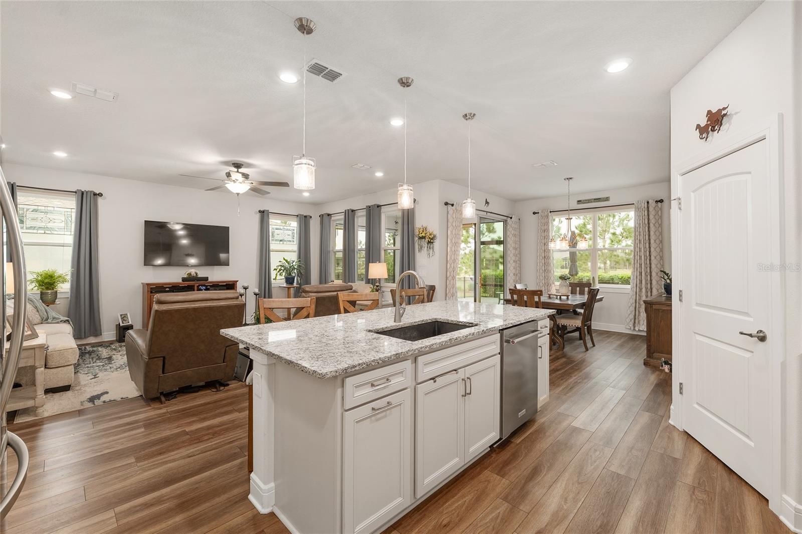 STONE CREEK / WELLINGTON - Residential