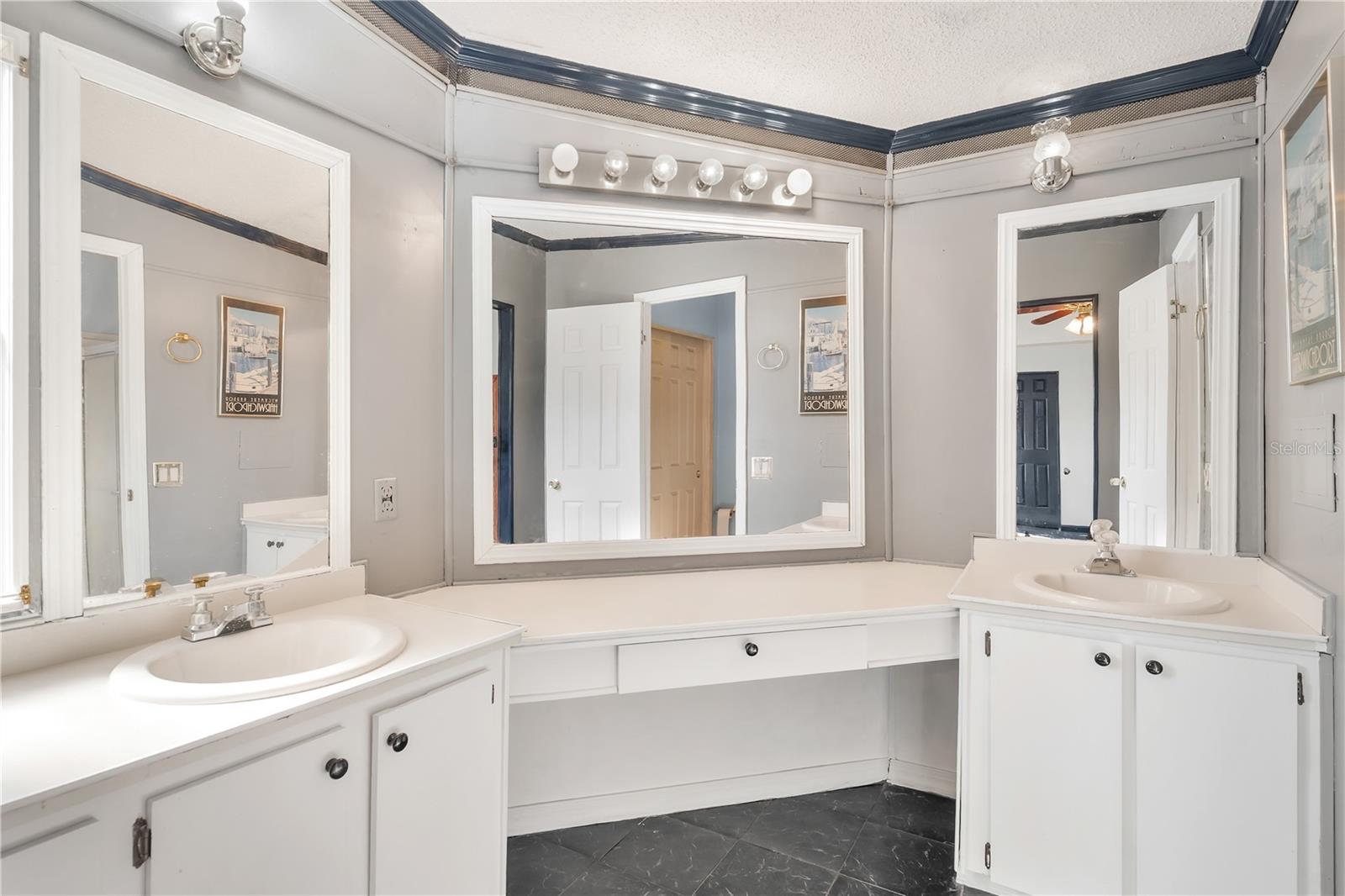 LEESBURG EAST COACHWOOD COLONY ADD 02 - Residential