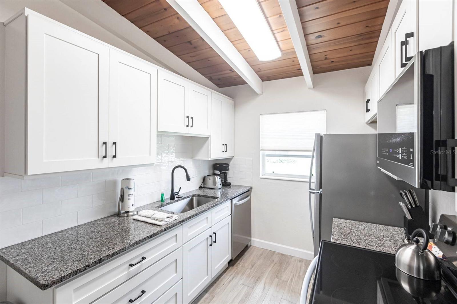 CASA MAR - Residential Lease