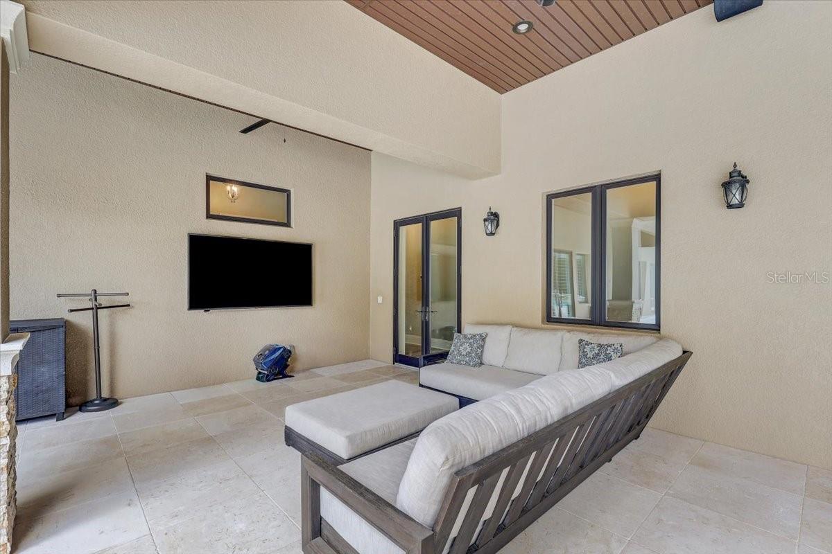 SANCTUARY ON LIVINGSTON PH - Residential