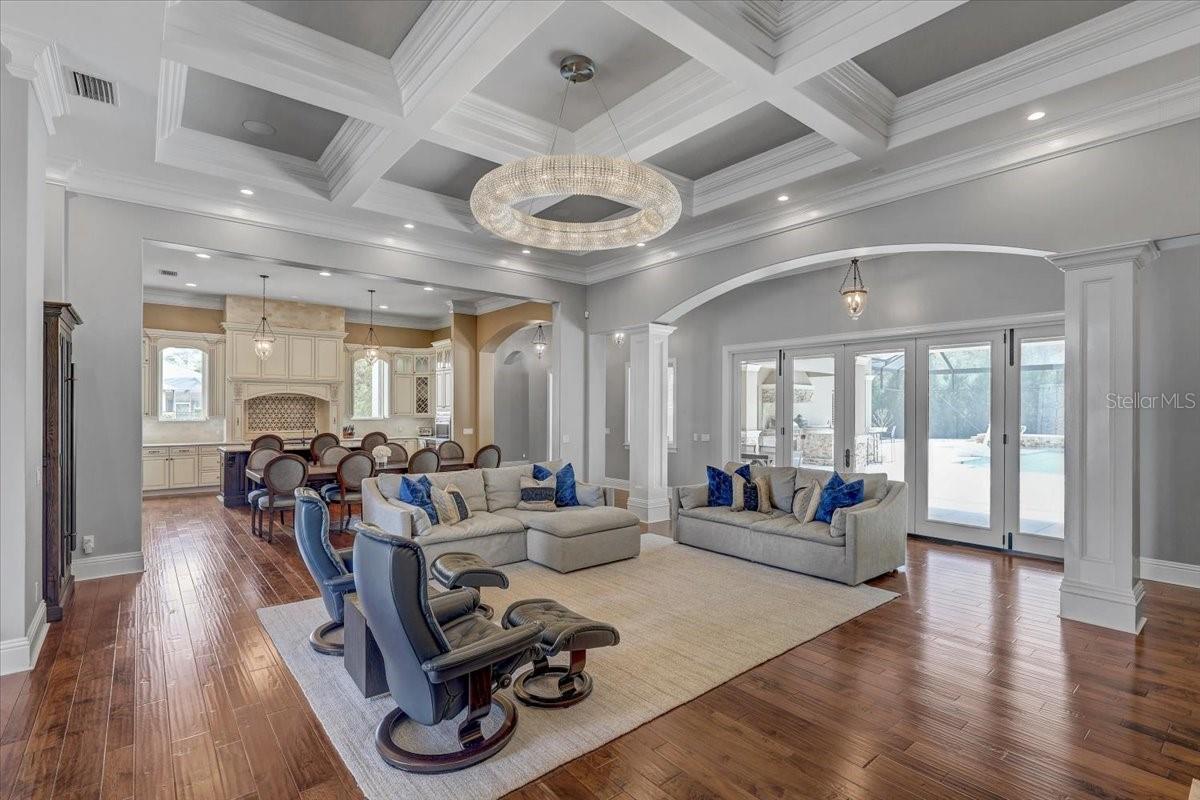 SANCTUARY ON LIVINGSTON PH - Residential