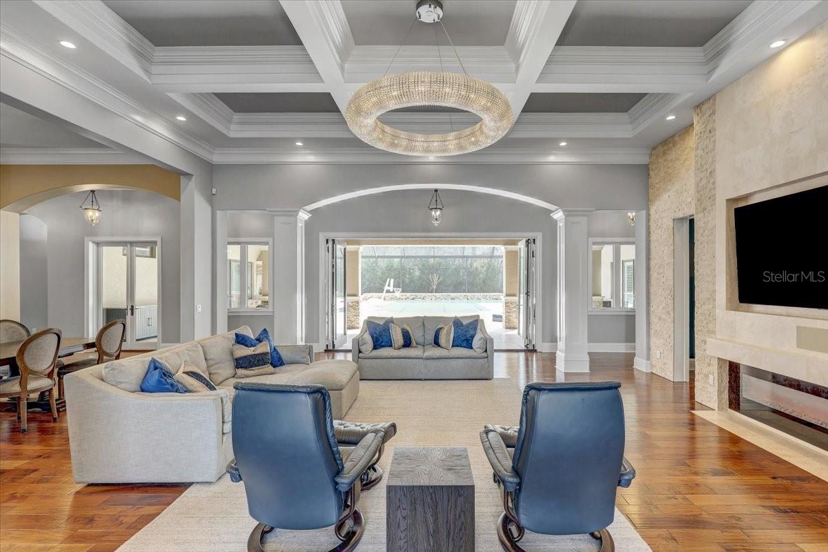 SANCTUARY ON LIVINGSTON PH - Residential