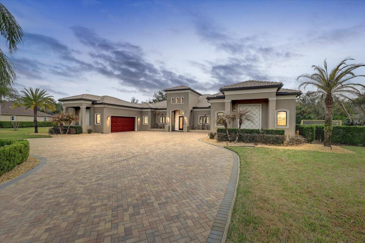 SANCTUARY ON LIVINGSTON PH - Residential