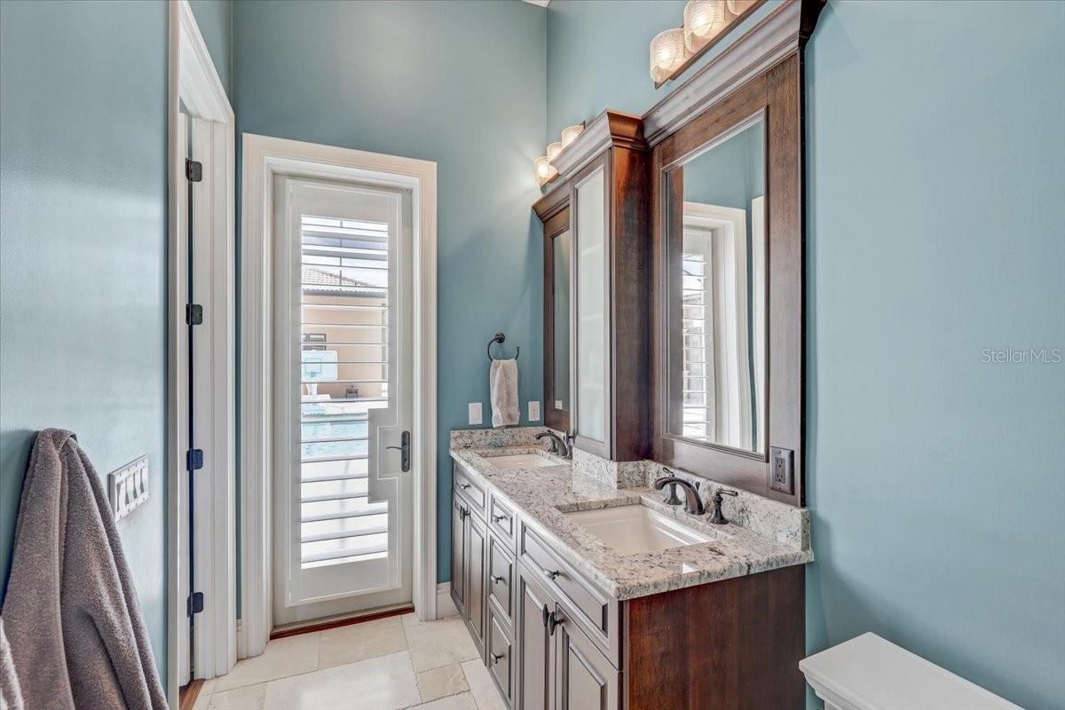 SANCTUARY ON LIVINGSTON PH - Residential