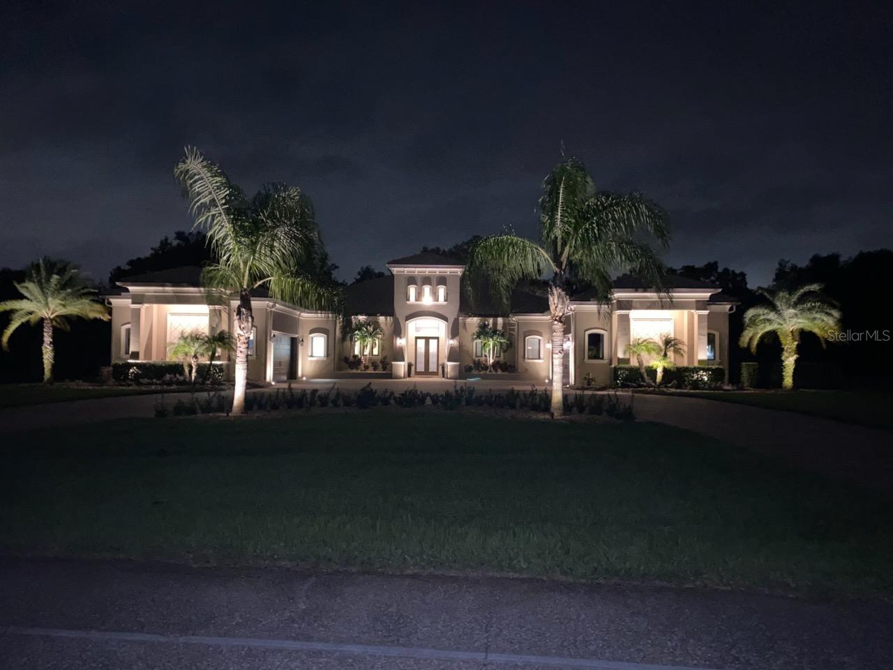 SANCTUARY ON LIVINGSTON PH - Residential