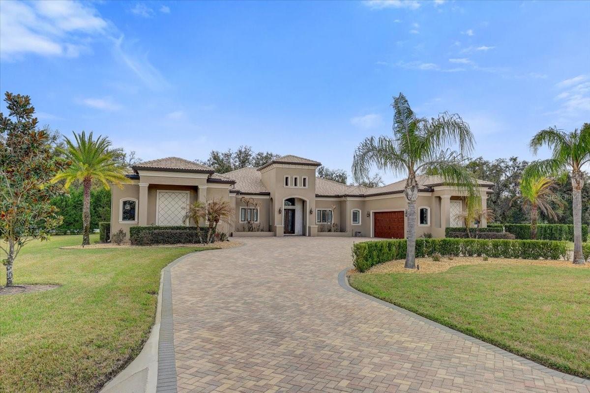 SANCTUARY ON LIVINGSTON PH - Residential