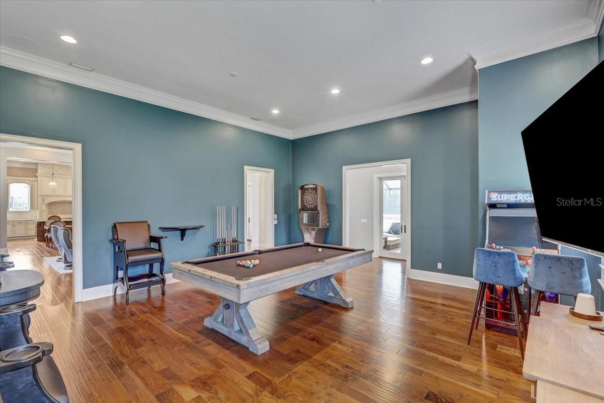 SANCTUARY ON LIVINGSTON PH - Residential